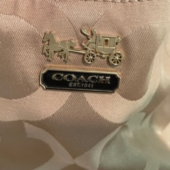 Coach Bag - Picture 3 of 6